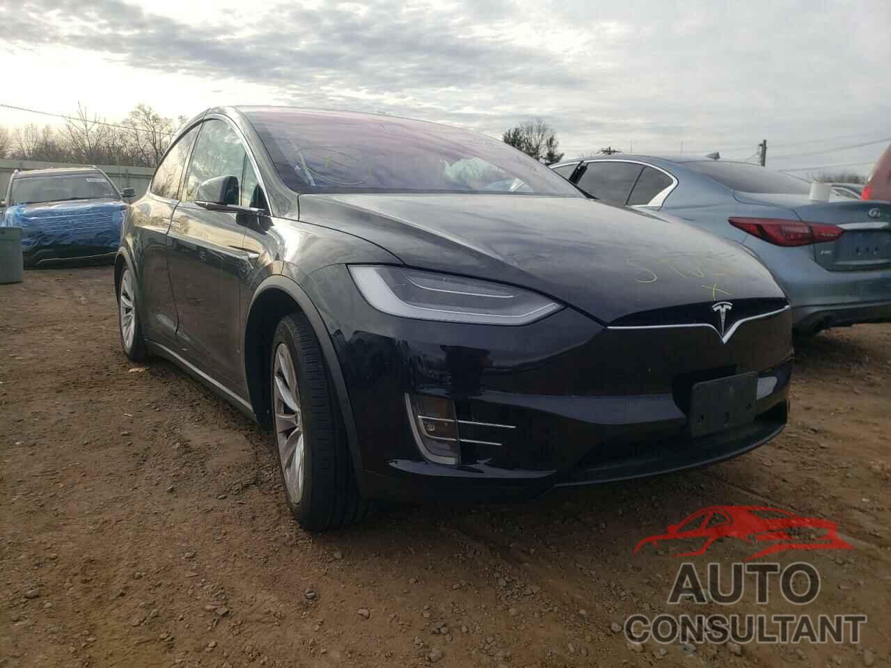 TESLA MODEL X 2017 - 5YJXCBE23HF049976