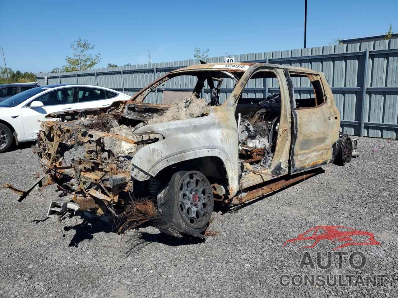 TOYOTA TUNDRA 2022 - 5TFPC5DB1NX006998