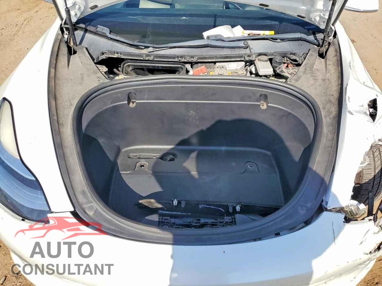 TESLA MODEL 3 2018 - 5YJ3E1EA0JF051166