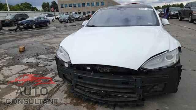 TESLA MODEL S 2016 - 5YJSA1E27GF127572