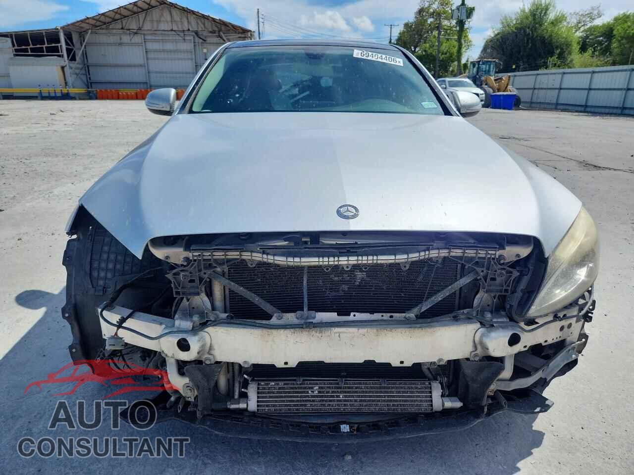 MERCEDES-BENZ C-CLASS 2015 - 55SWF4KB5FU017478