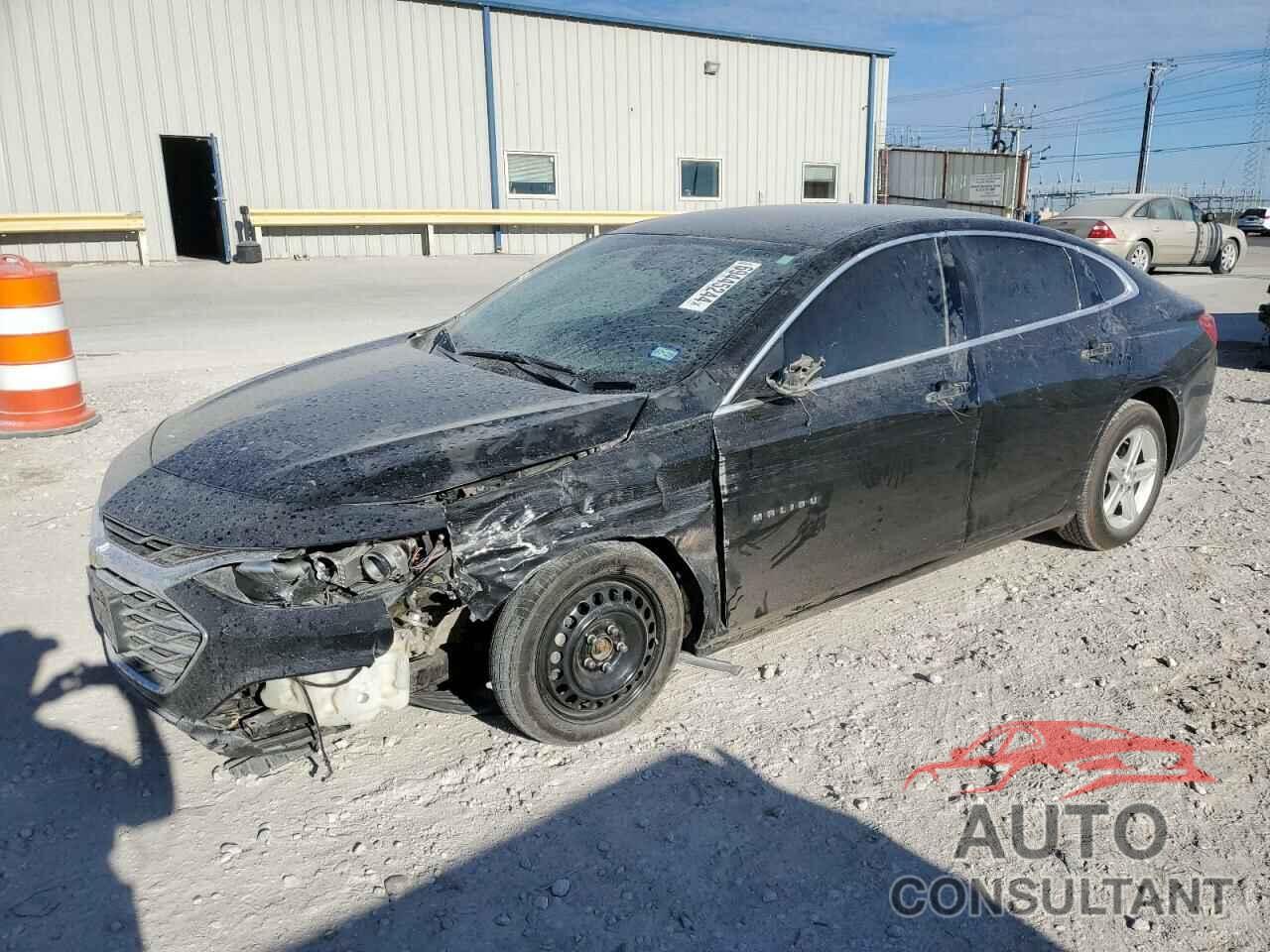 CHEVROLET MALIBU 2019 - 1G1ZB5ST8KF165857