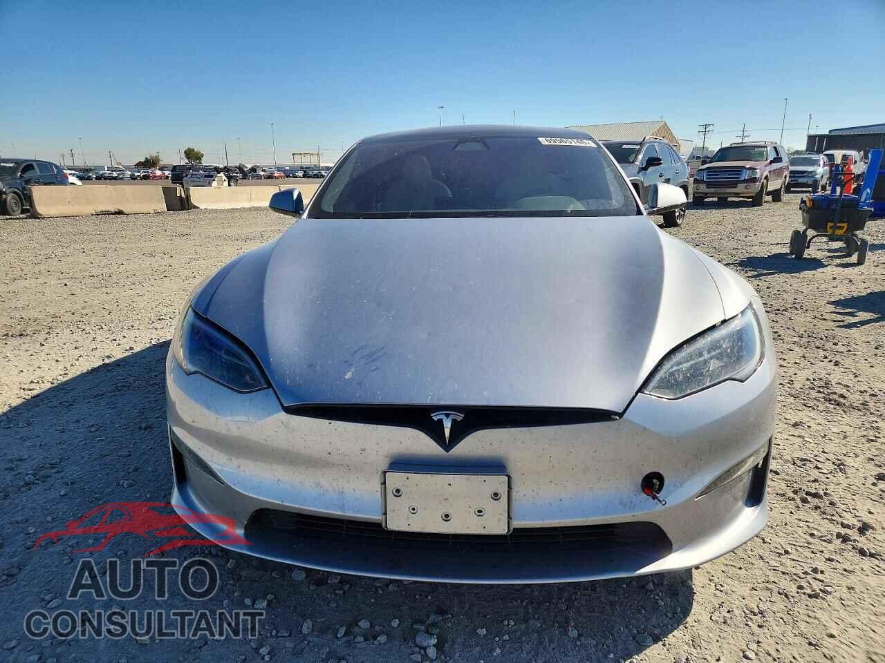 TESLA MODEL S 2025 - 5YJSA1E52SF551390