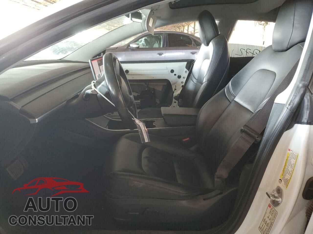 TESLA MODEL 3 2018 - 5YJ3E1EA2JF005743