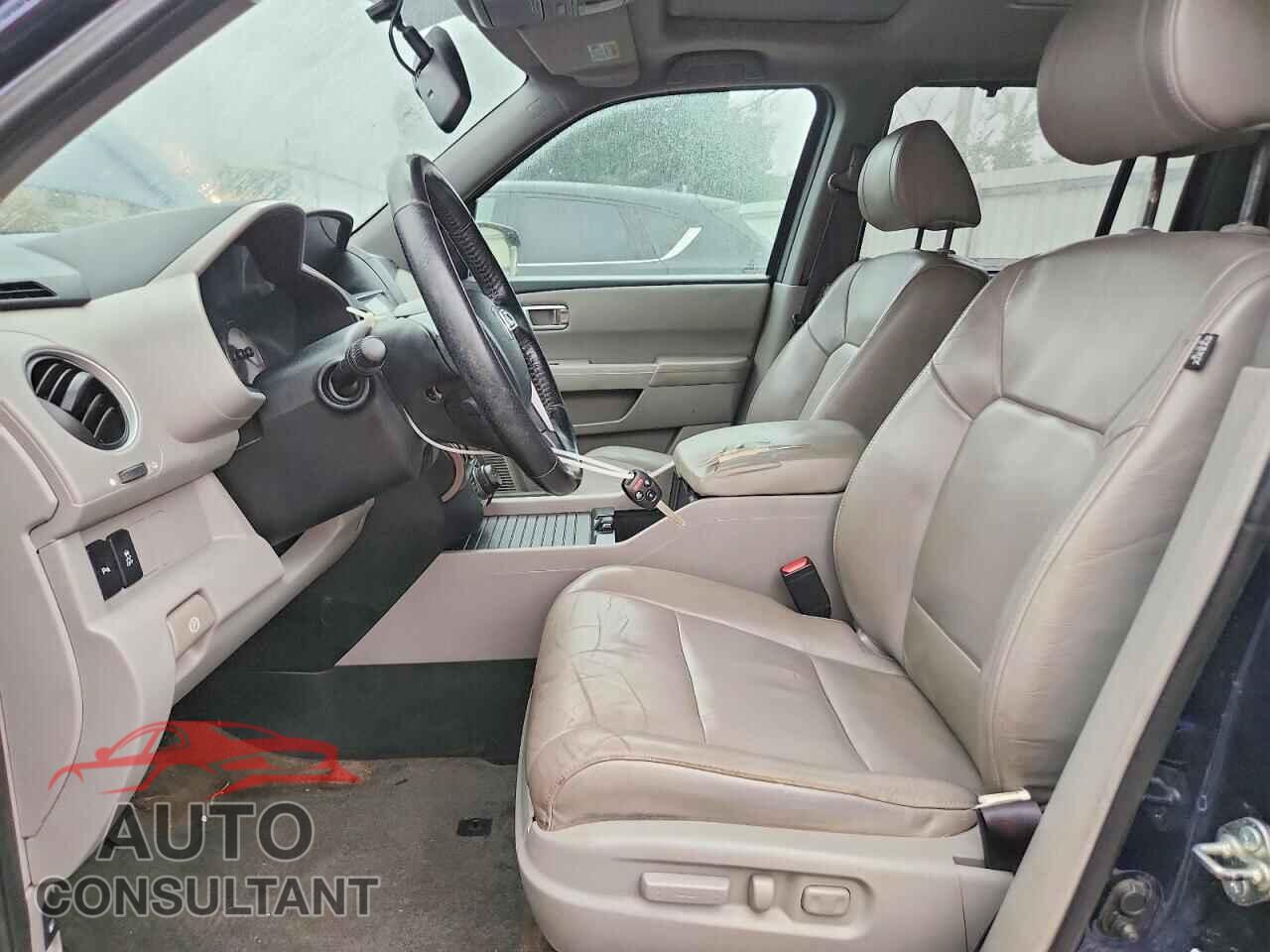HONDA PILOT 2015 - 5FNYF4H98FB062946