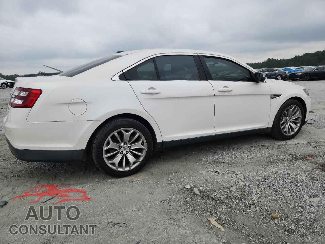 FORD TAURUS 2015 - 1FAHP2F87FG157571