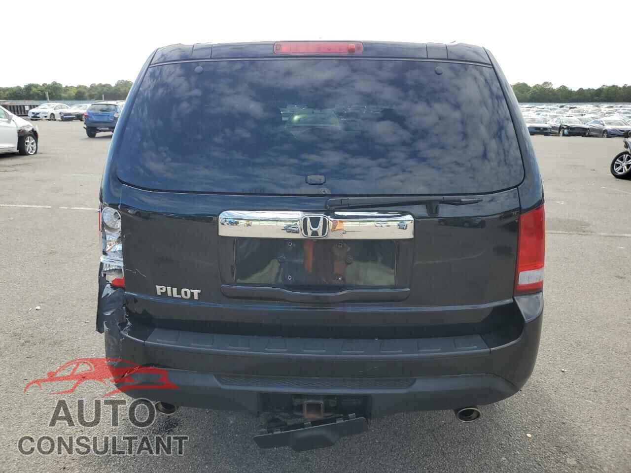 HONDA PILOT 2013 - 5FNYF3H70DB021927