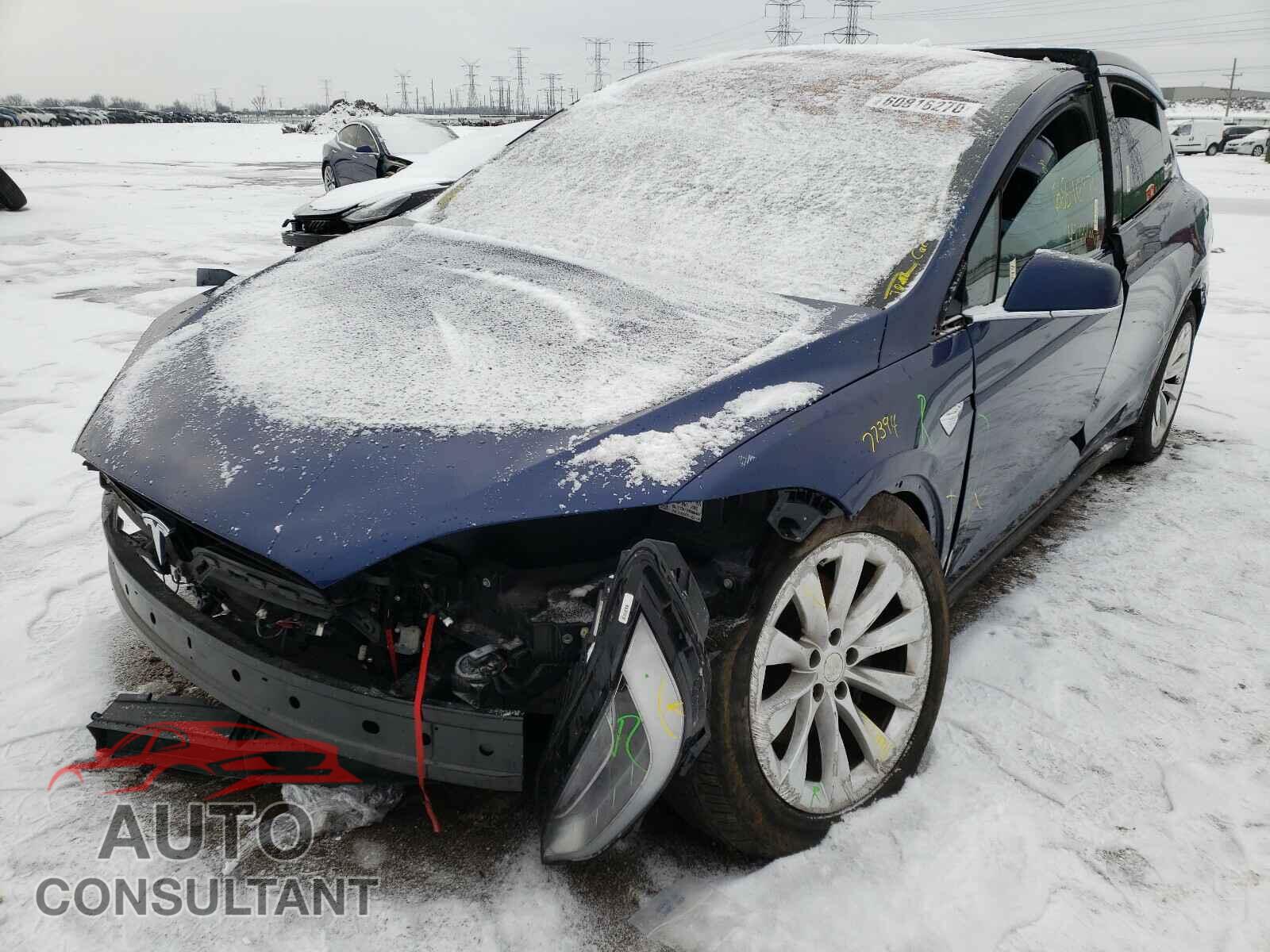 TESLA MODEL X 2017 - 5YJXCBE21HF077016