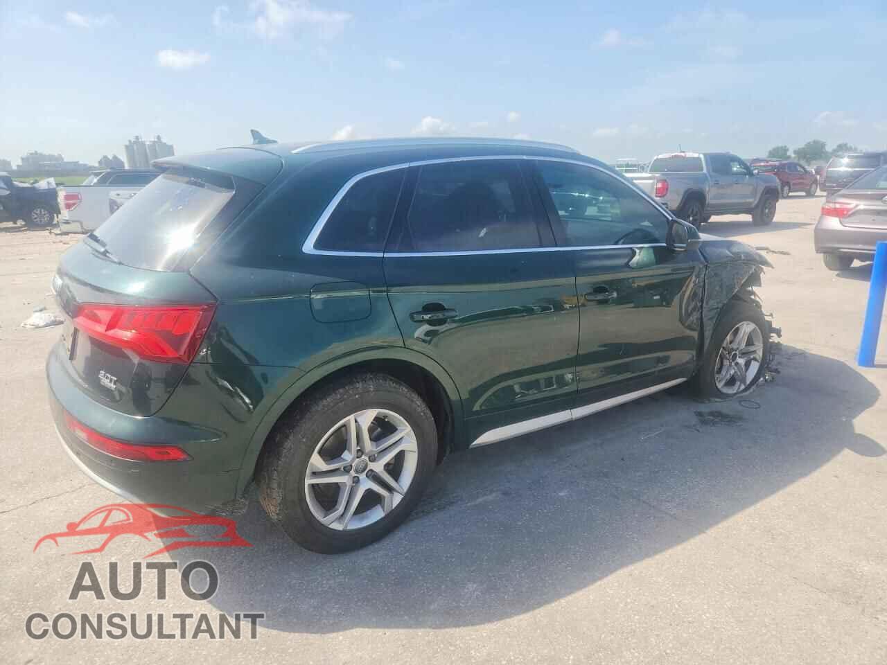 AUDI Q5 2018 - WA1BNAFY1J2024966