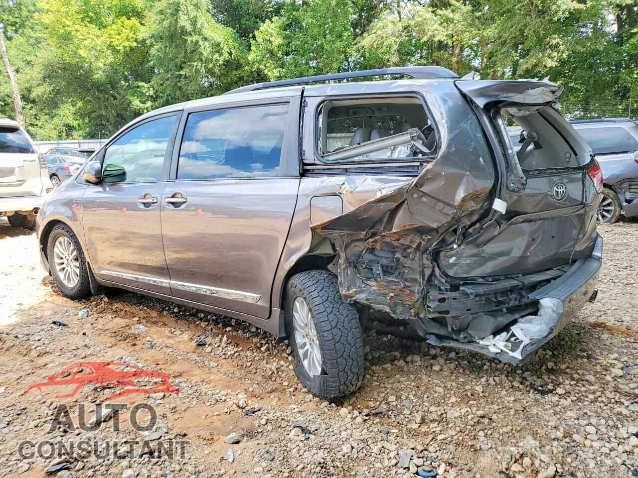TOYOTA SIENNA 2011 - 5TDYK3DC2BS038459
