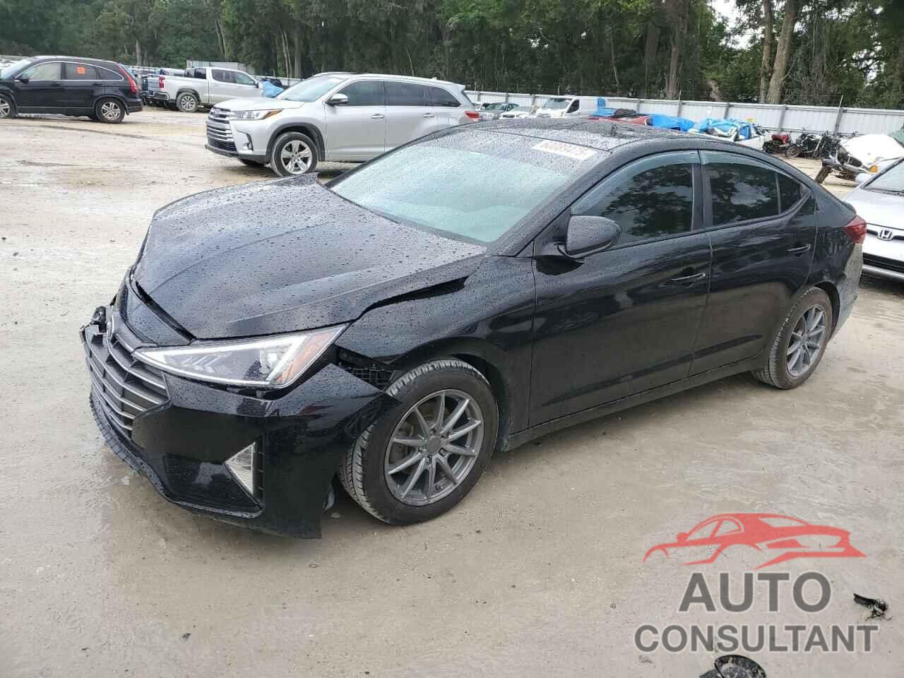 HYUNDAI ELANTRA 2019 - KMHD74LF1KU863093