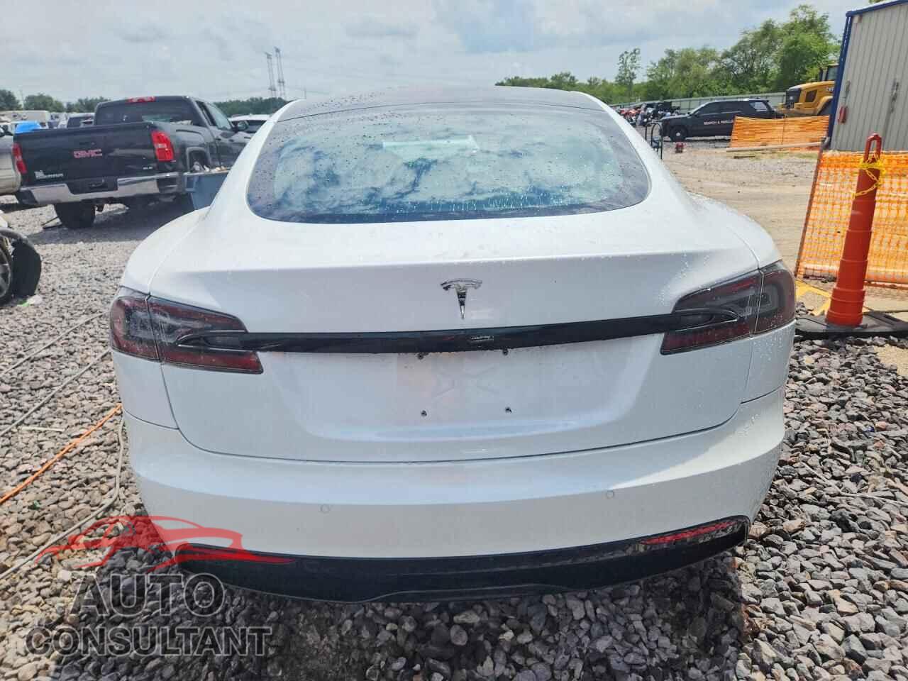 TESLA MODEL S 2021 - 5YJSA1E53MF429270