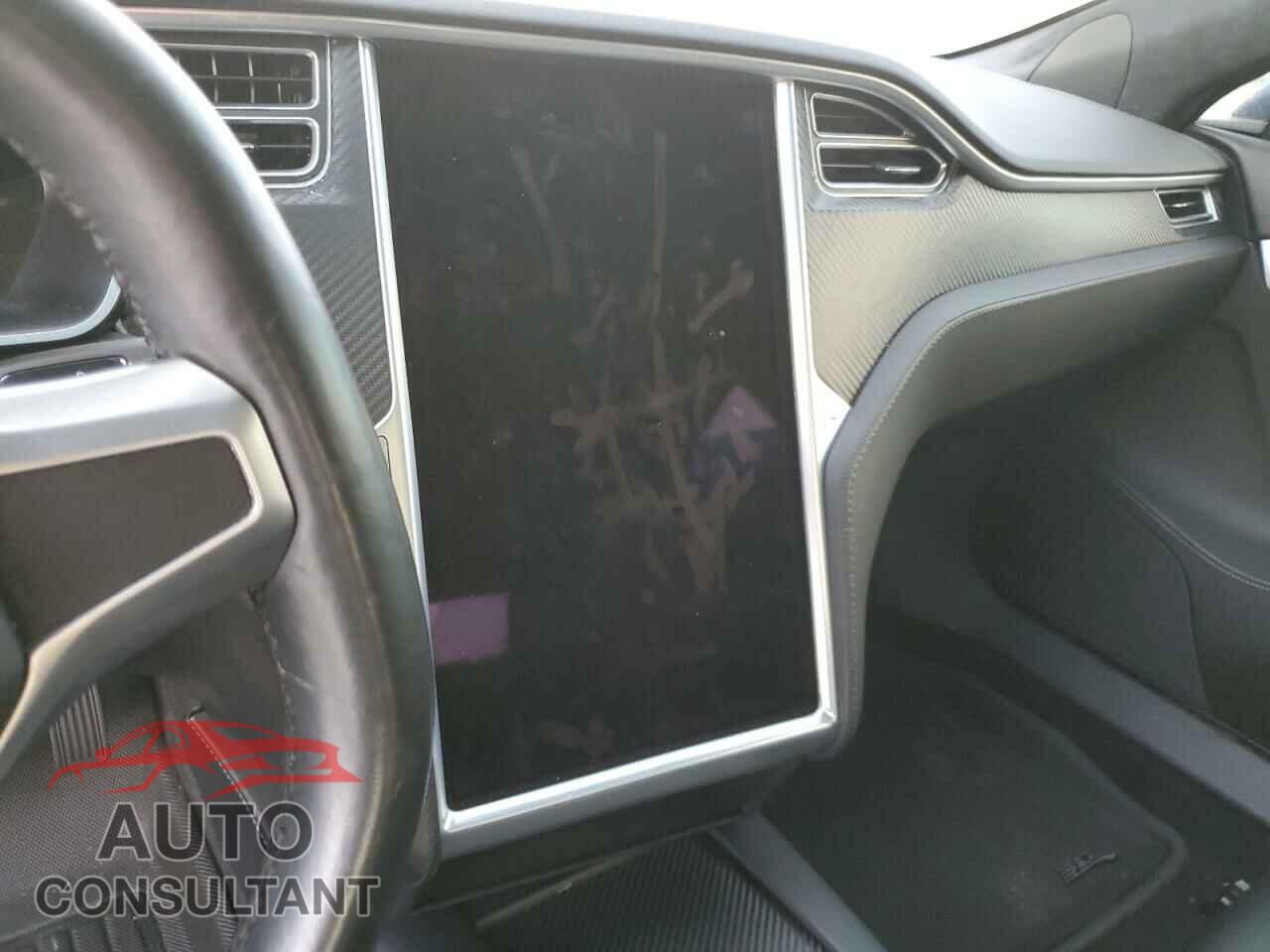 TESLA MODEL S 2017 - 5YJSA1E18HF231187