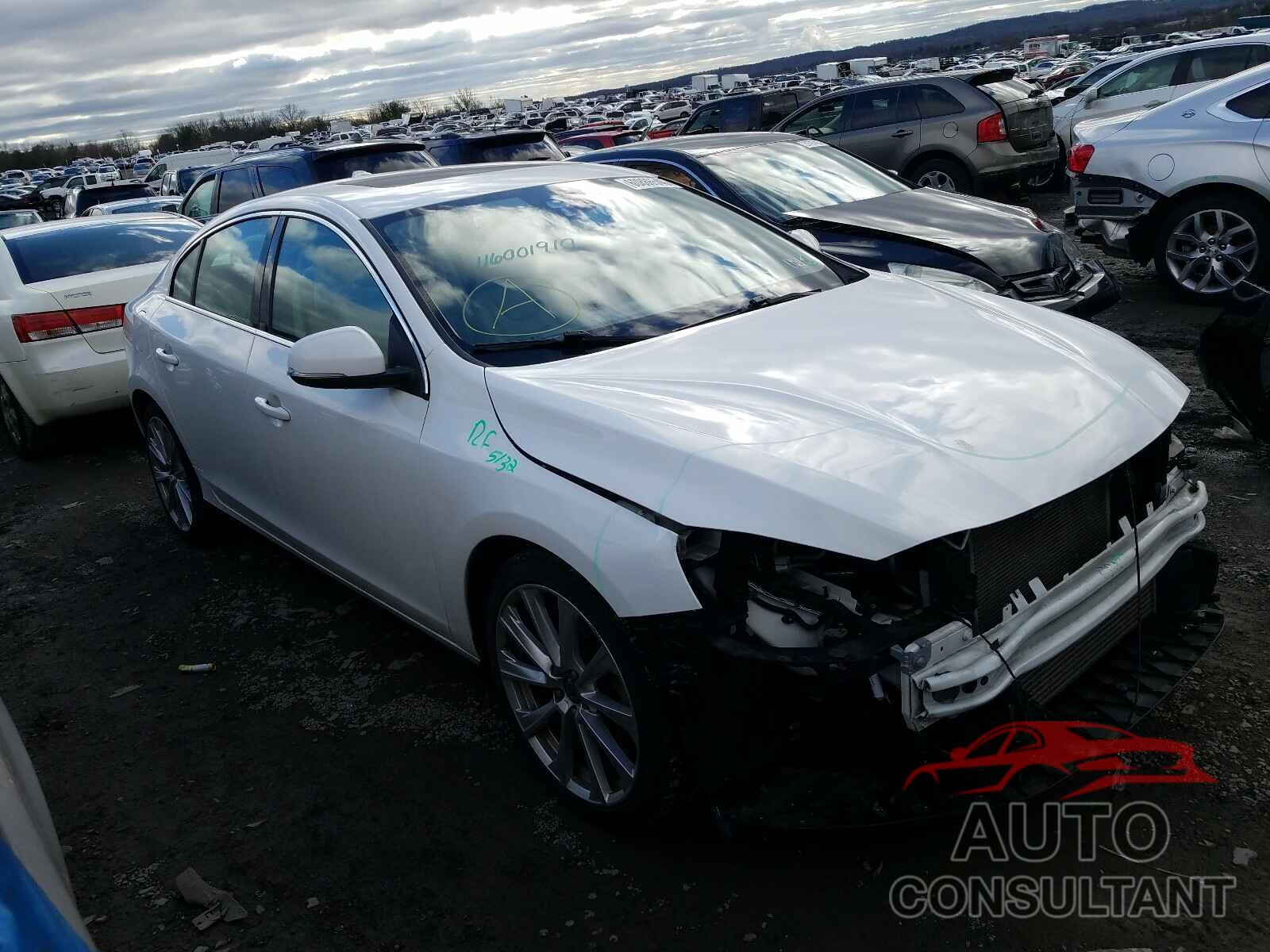 VOLVO S60 2016 - LYV402FKXGB108130