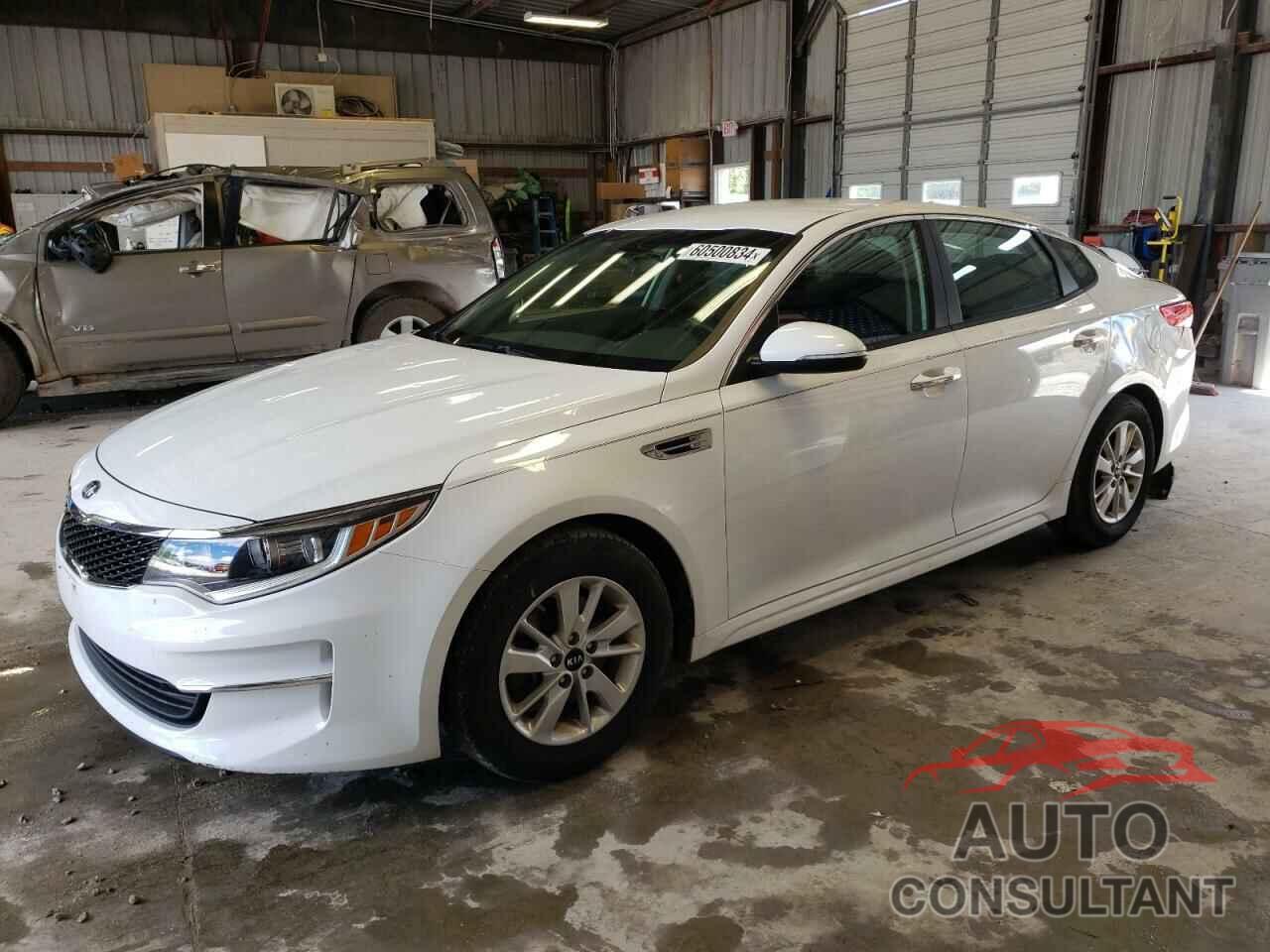 KIA OPTIMA 2018 - 5XXGT4L3XJG235895
