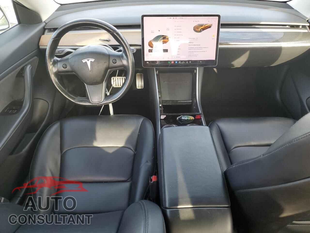 TESLA MODEL 3 2018 - 5YJ3E1EB2JF083335
