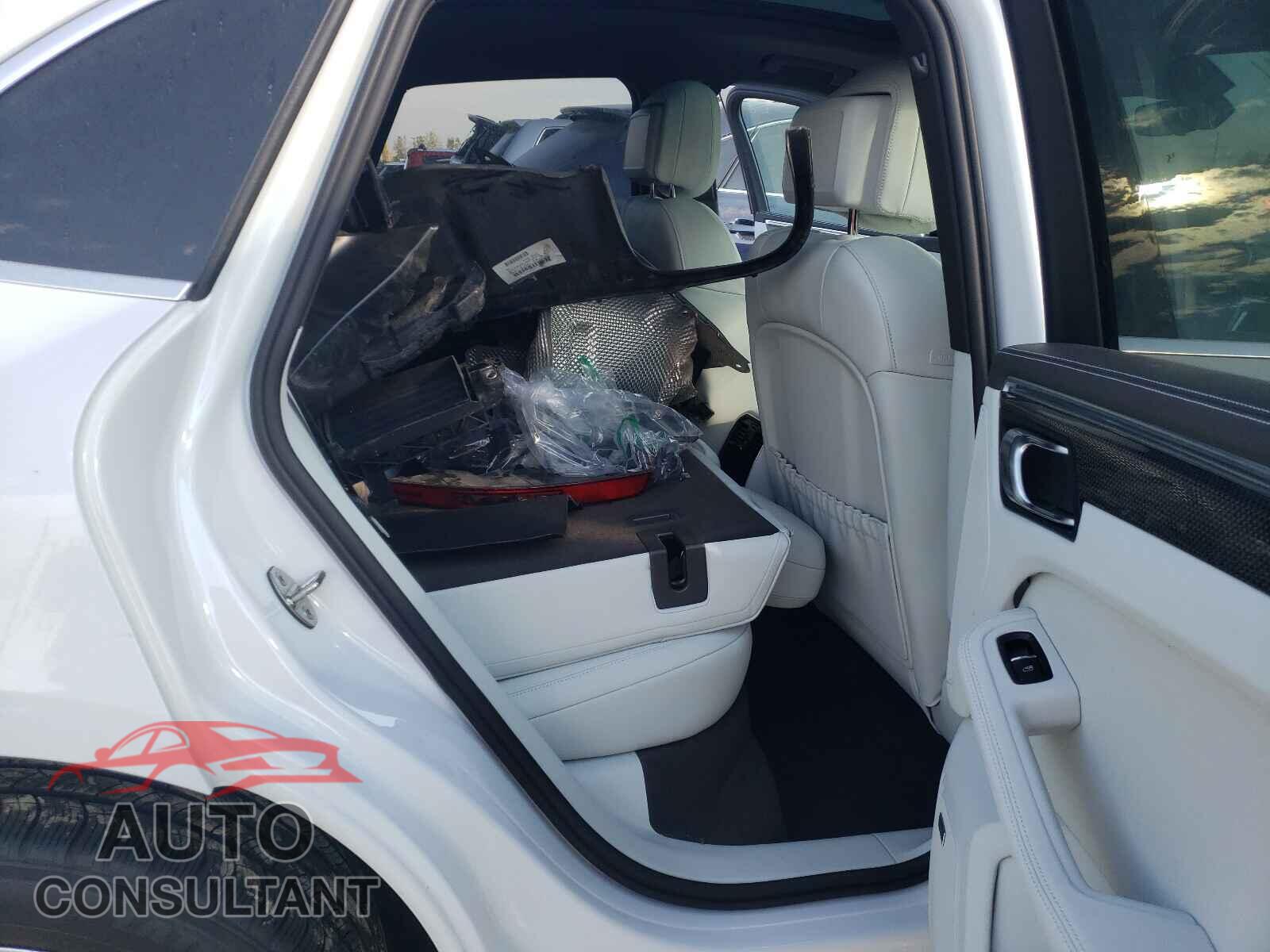 PORSCHE MACAN 2021 - WP1AB2A57MLB30512