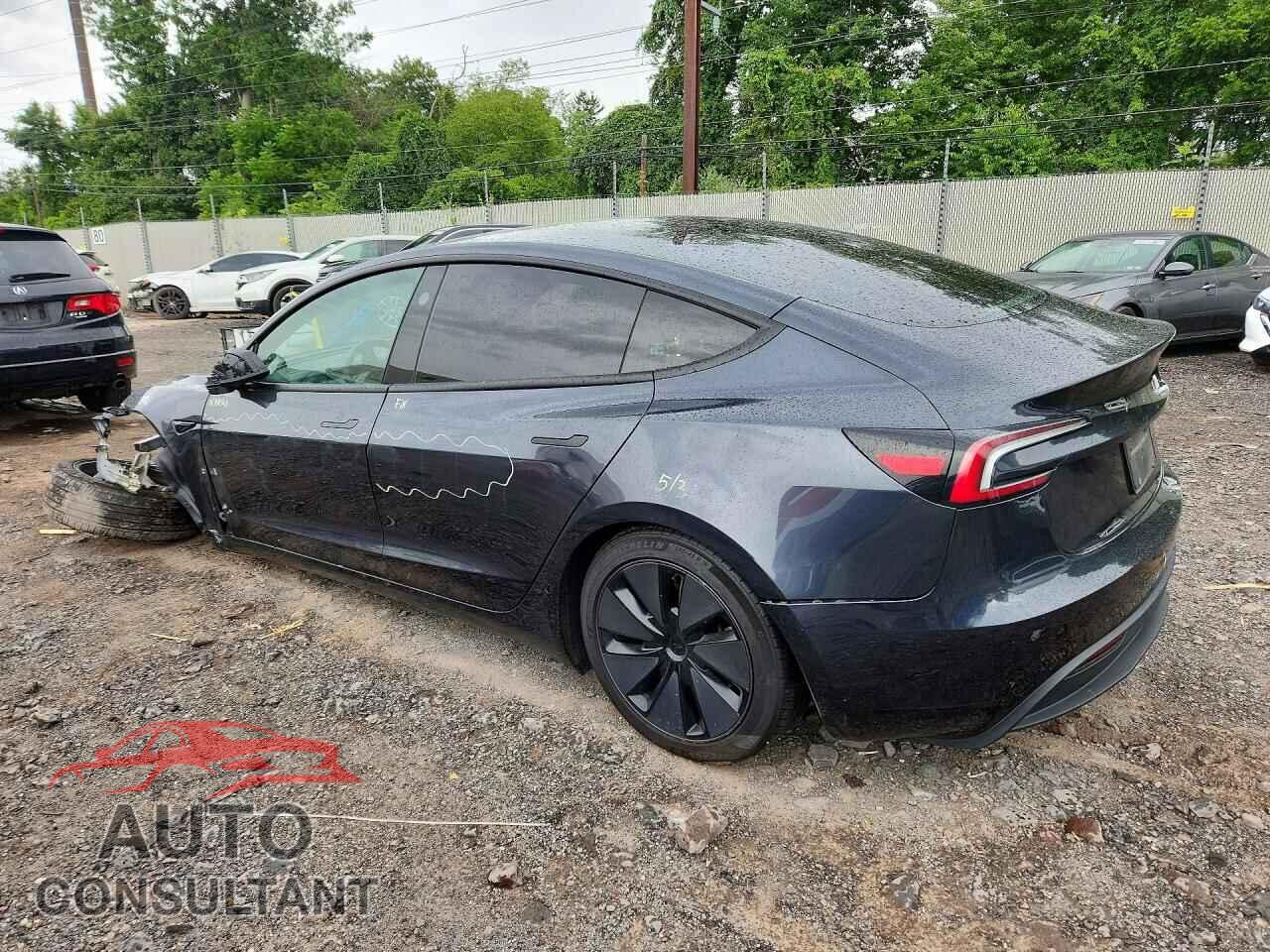 TESLA MODEL 3 2025 - 5YJ3E1EA7SF891740