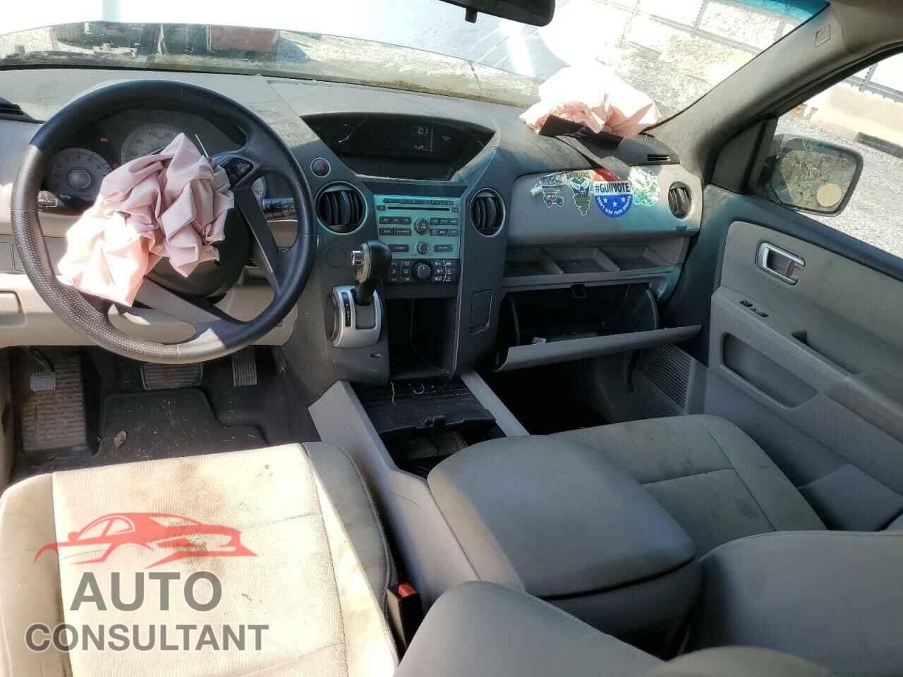 HONDA PILOT 2011 - 5FNYF3H27BB049998