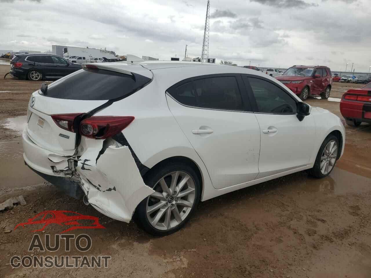 MAZDA 3 2017 - JM1BN1M34H1124752
