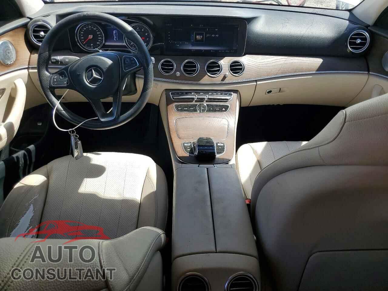 MERCEDES-BENZ E-CLASS 2018 - WDDZF4JB1JA312813