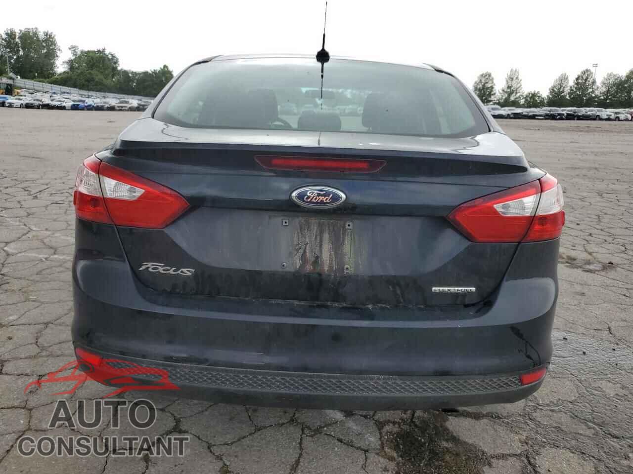 FORD FOCUS 2012 - 1FAHP3E24CL450575