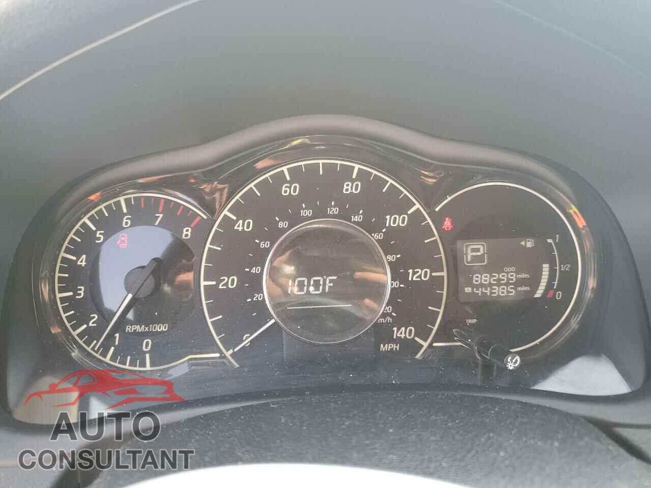 NISSAN VERSA 2017 - 3N1CE2CP3HL358410