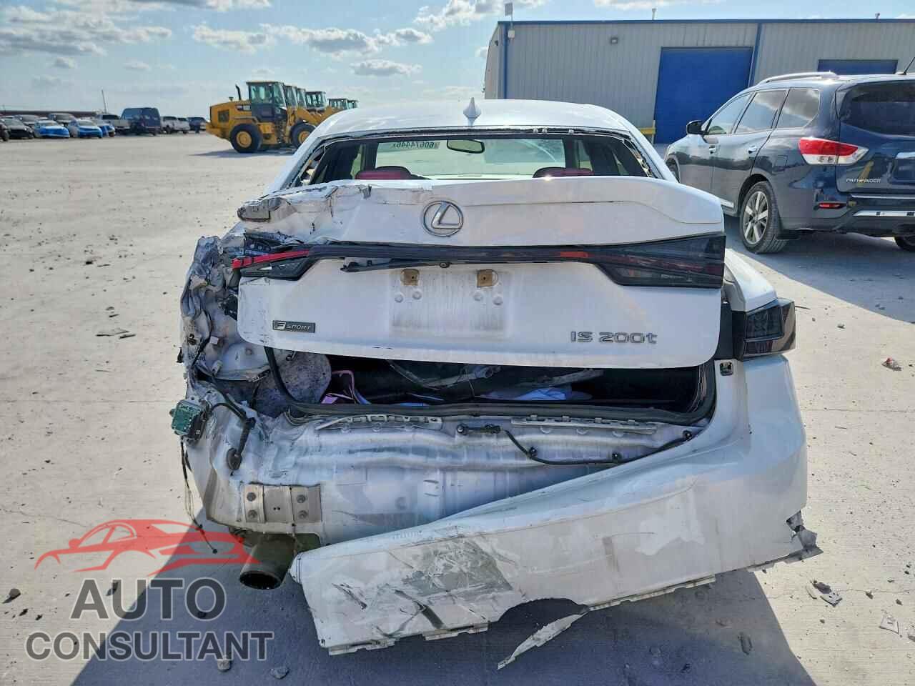 LEXUS IS 2016 - JTHBA1D2XG5010358