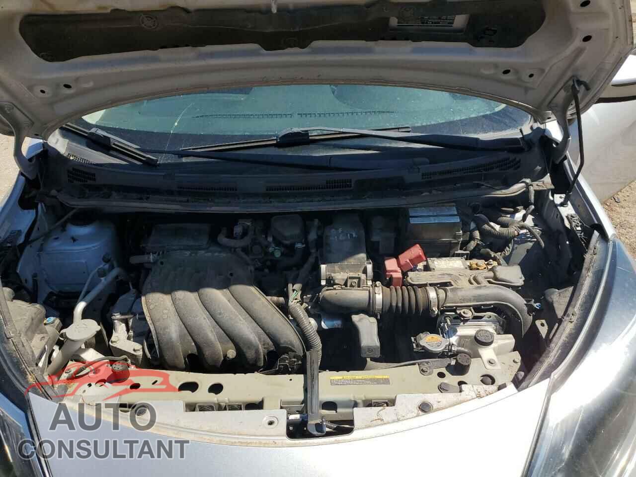 NISSAN VERSA 2017 - 3N1CE2CP3HL379032