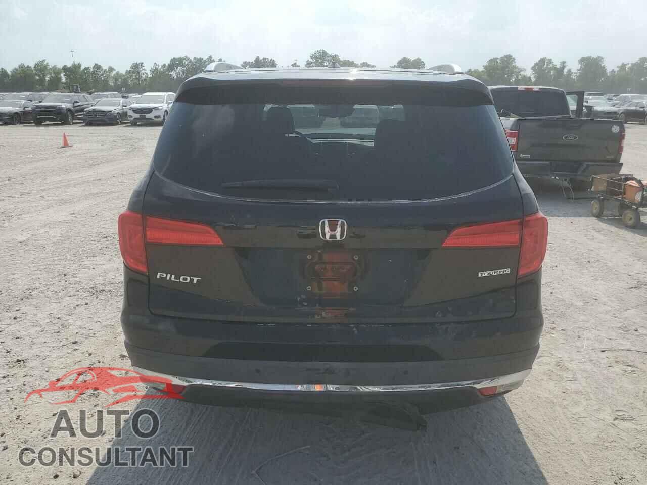 HONDA PILOT 2016 - 5FNYF5H97GB037298