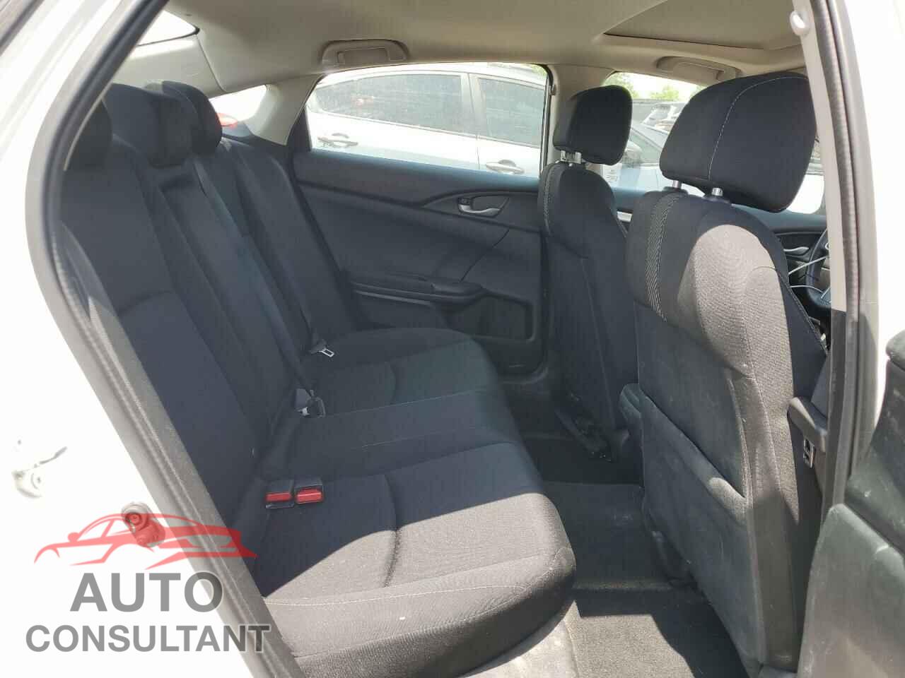 HONDA CIVIC 2017 - 2HGFC2F80HH040548