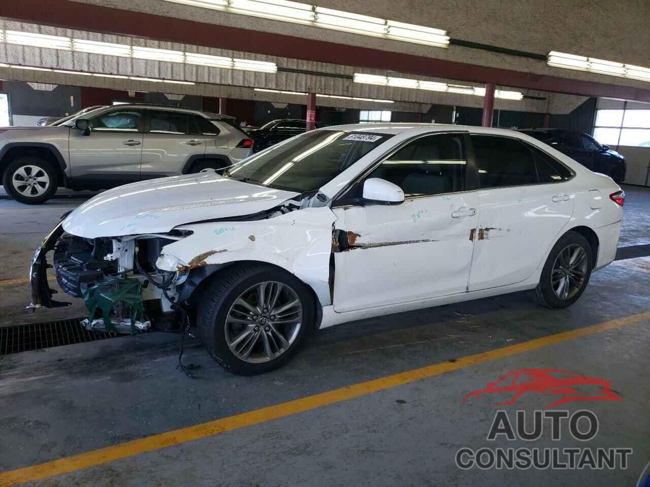 TOYOTA CAMRY 2016 - 4T1BF1FK3GU231091
