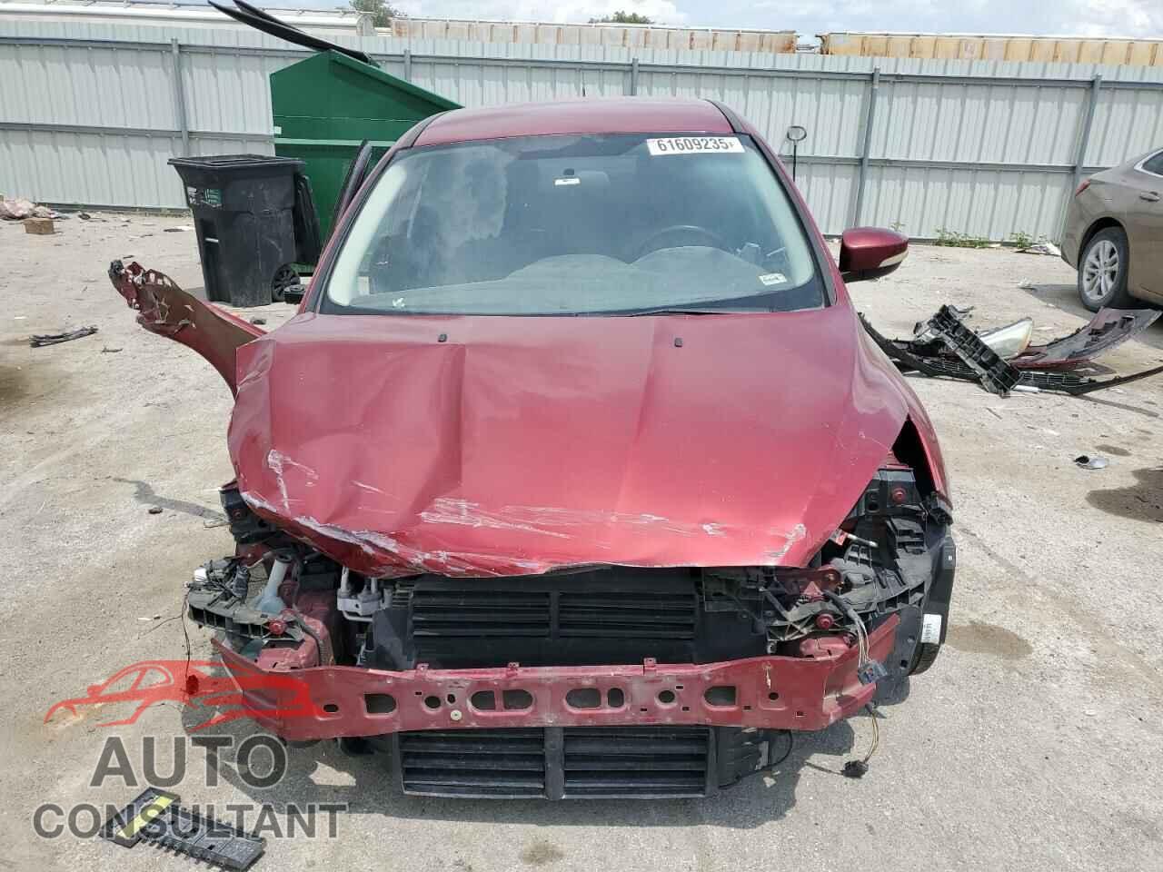 FORD FOCUS 2015 - 1FADP3F22FL368703