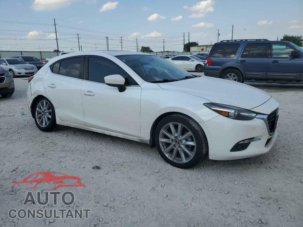 MAZDA 3 2017 - JM1BN1M37H1148320
