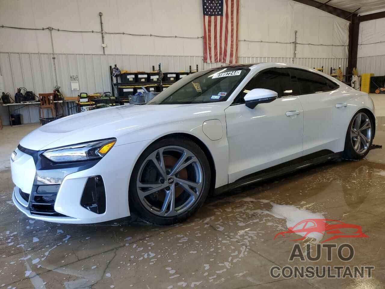 AUDI E-TRON GT 2023 - WAUFJBFW4P7002475