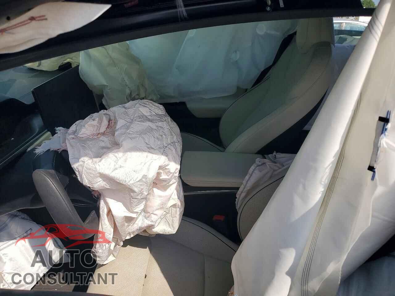 TESLA MODEL X 2023 - 7SAXCBE62PF372503