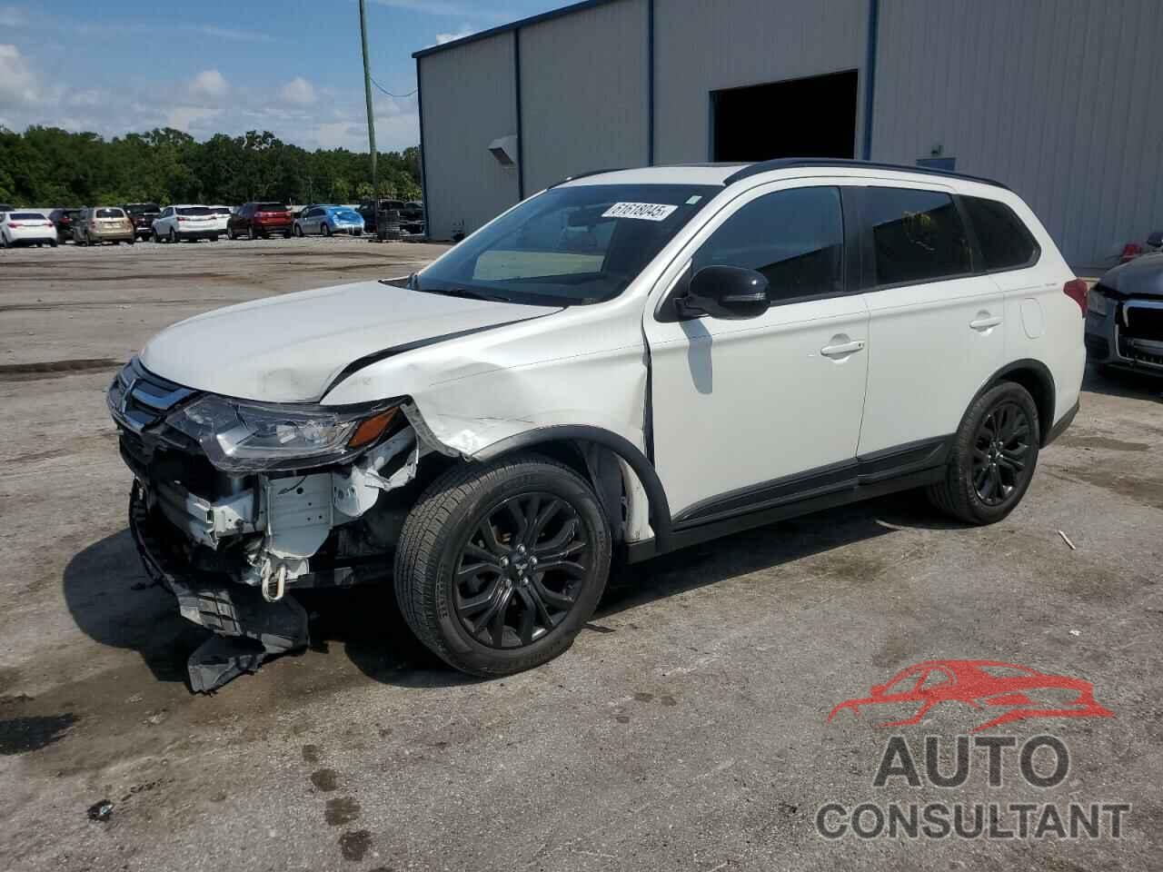 MITSUBISHI OUTLANDER 2018 - JA4AD3A31JZ048164