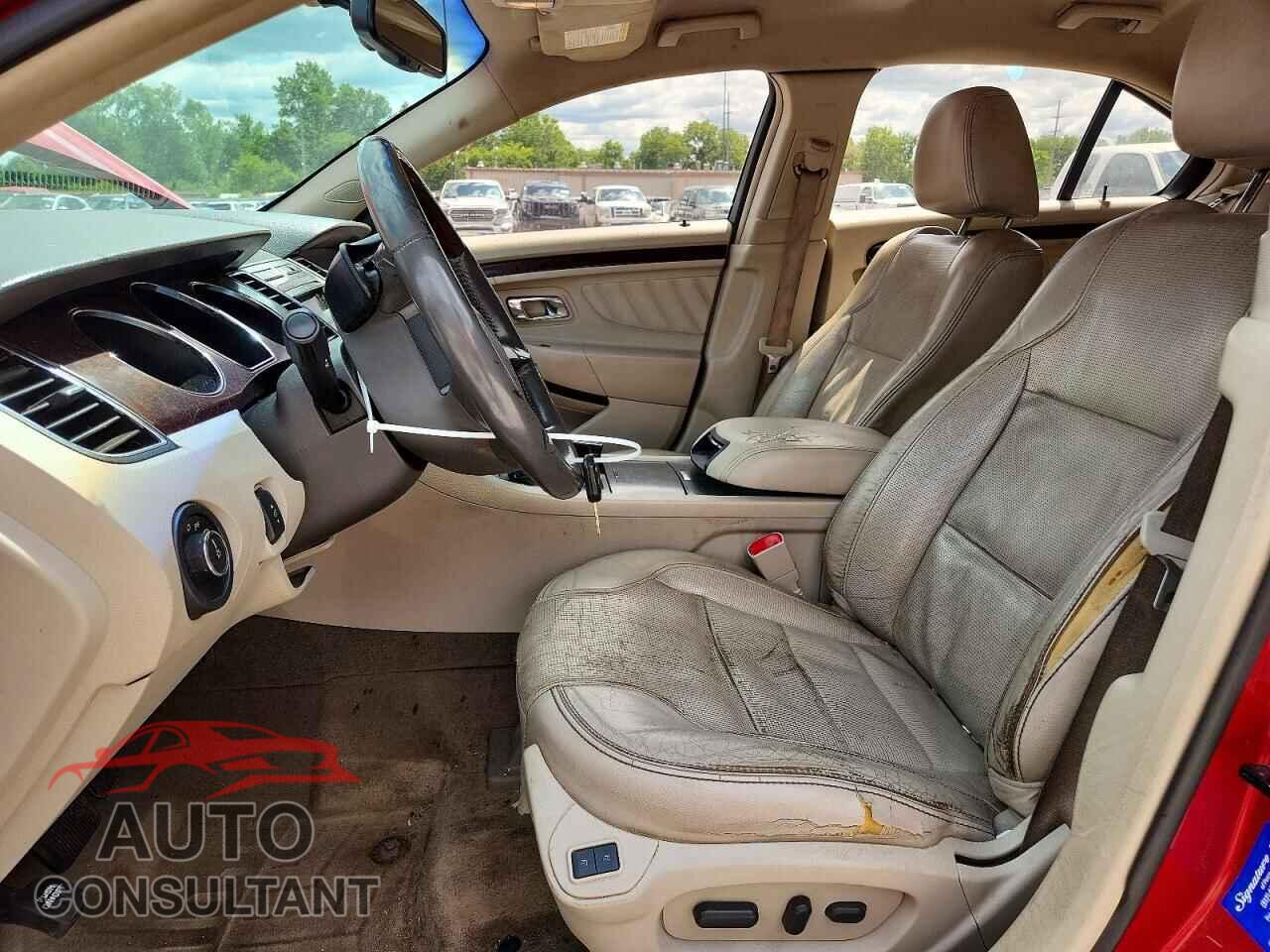 FORD TAURUS 2012 - 1FAHP2FW5CG118083