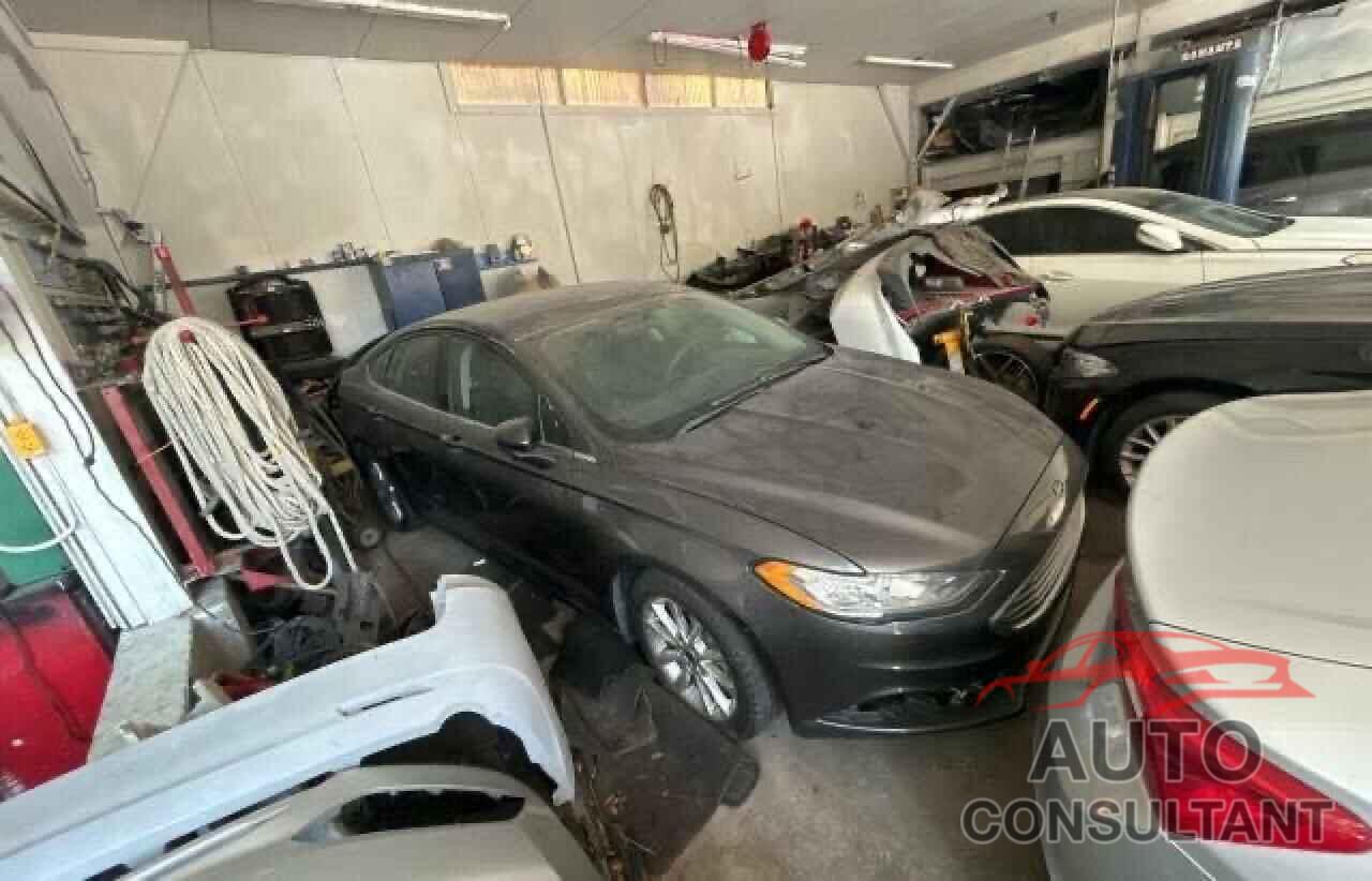 FORD FUSION 2017 - 3FA6P0H79HR117620