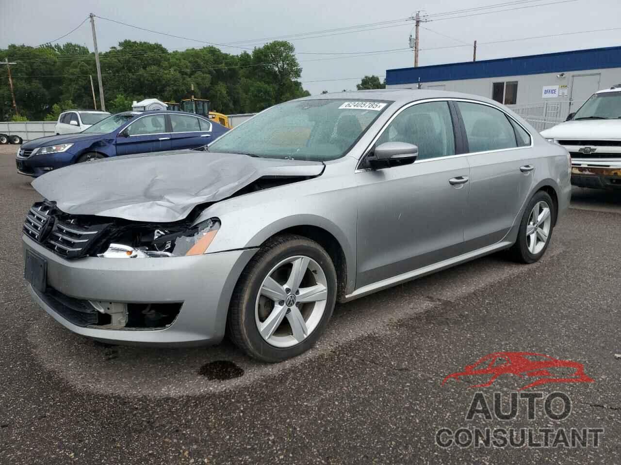 VOLKSWAGEN PASSAT 2013 - 1VWBN7A31DC050306