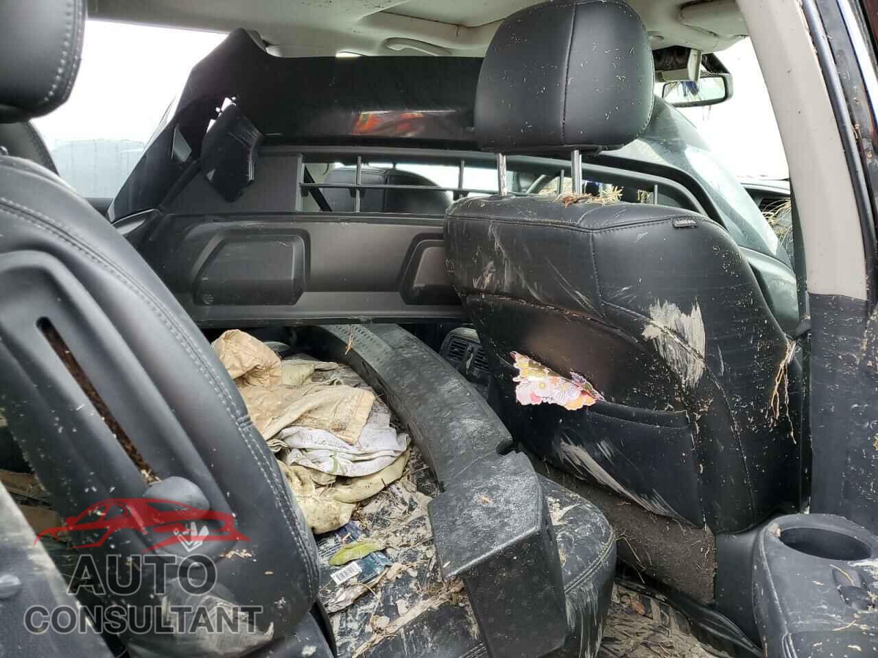 NISSAN PATHFINDER 2017 - 5N1DR2MN5HC624519