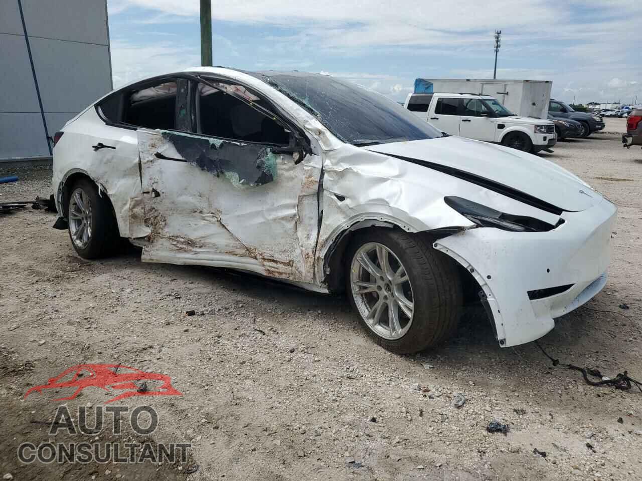 TESLA MODEL Y 2022 - 7SAYGDEE3NF373202