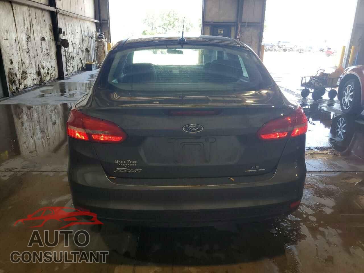FORD FOCUS 2016 - 1FADP3F26GL229143