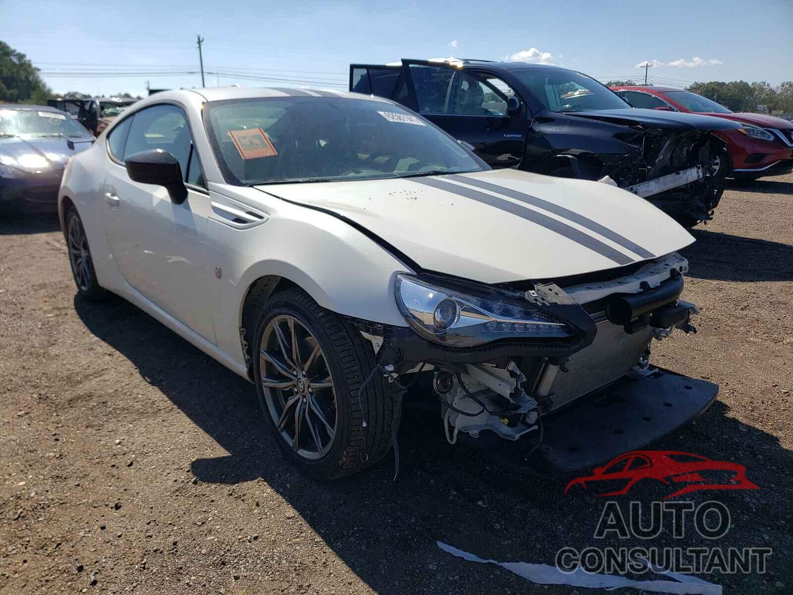 TOYOTA 86 2017 - JF1ZNAA11H9708017