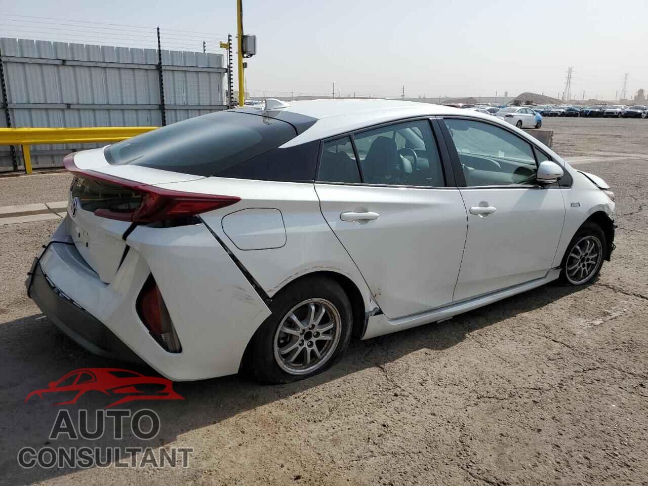 TOYOTA PRIUS 2017 - JTDKARFP4H3020261
