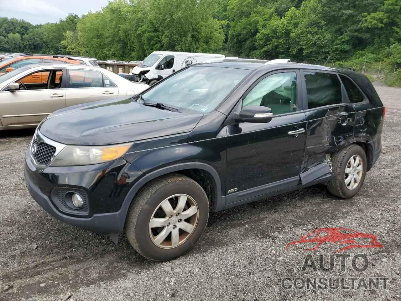 KIA SORENTO 2011 - 5XYKTCA14BG006941