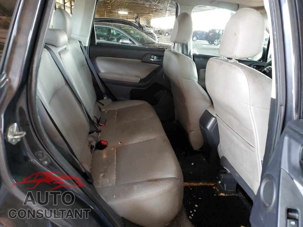 SUBARU FORESTER 2015 - JF2SJAKC8FH502852