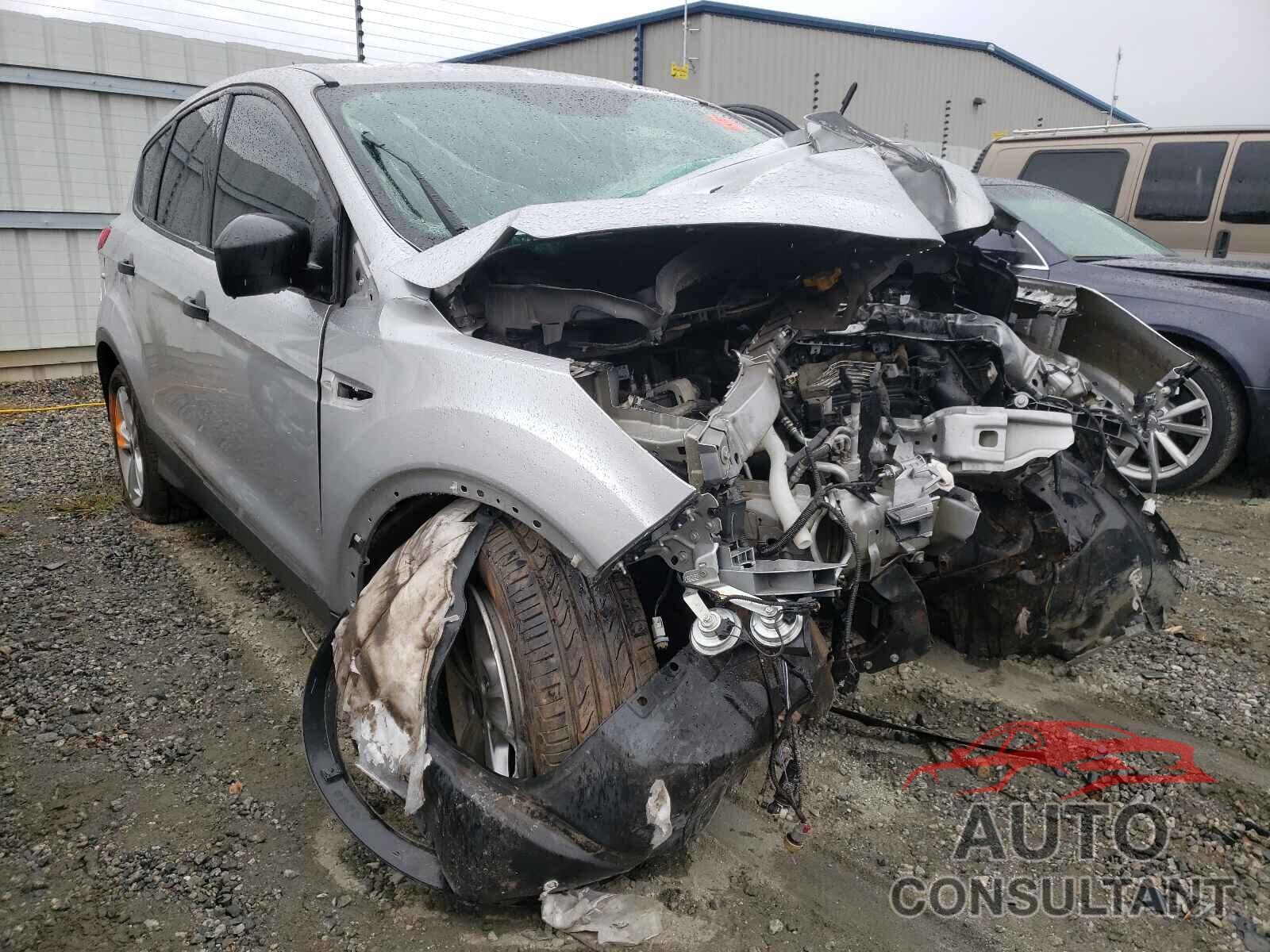FORD ESCAPE 2016 - 1FMCU0F79GUB88182