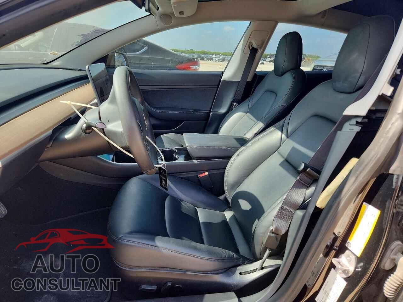 TESLA MODEL 3 2020 - 5YJ3E1EA2LF657619