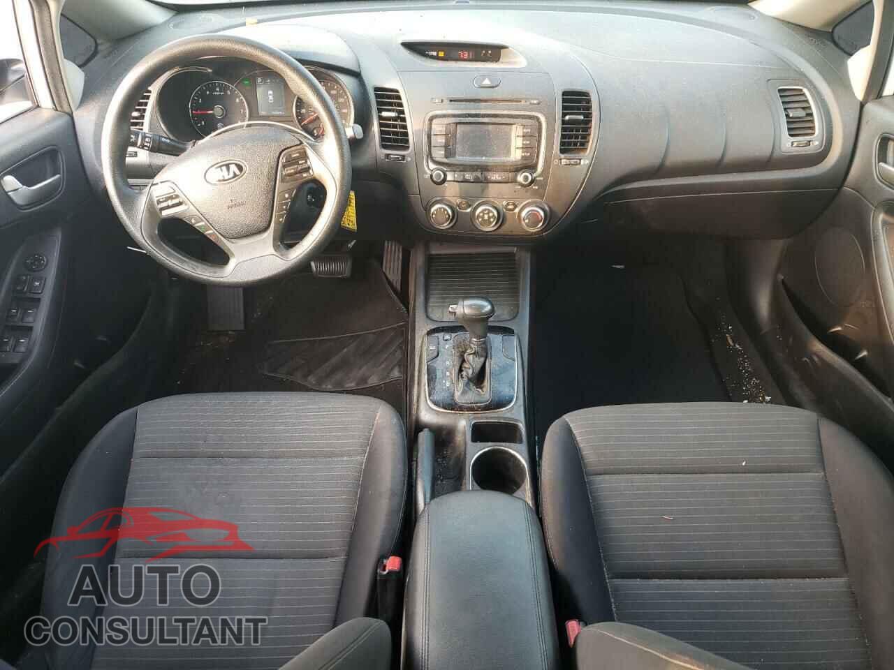 KIA FORTE 2017 - 3KPFL4A72HE124732